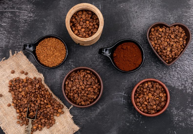 perbedaan jenis biji kopi dan rasanya dalam satu tampilan