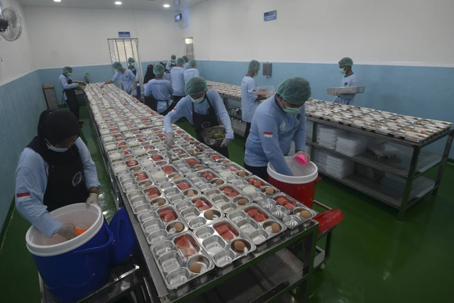 jumlah staf dapur mbg